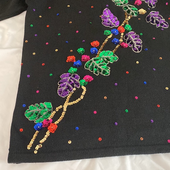 Vintage SHENANIGANS Small Black Holiday Pullover Sweater Purple Green Red Blue - Picture 10 of 16